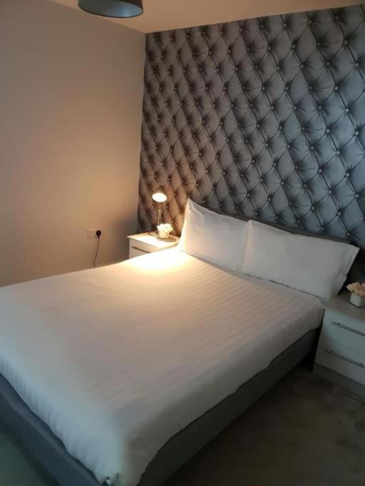 Luxury 9Ine Beautiful Bull Ring Apartment Free Parking Birmingam Exterior foto