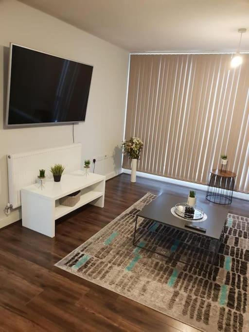 Luxury 9Ine Beautiful Bull Ring Apartment Free Parking Birmingam Exterior foto