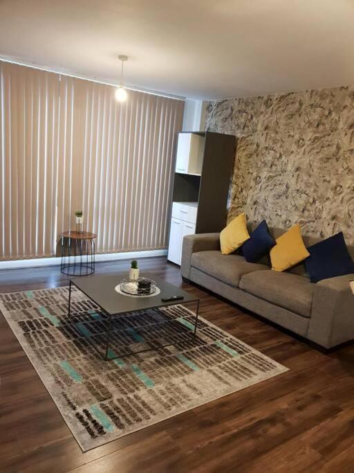 Luxury 9Ine Beautiful Bull Ring Apartment Free Parking Birmingam Exterior foto
