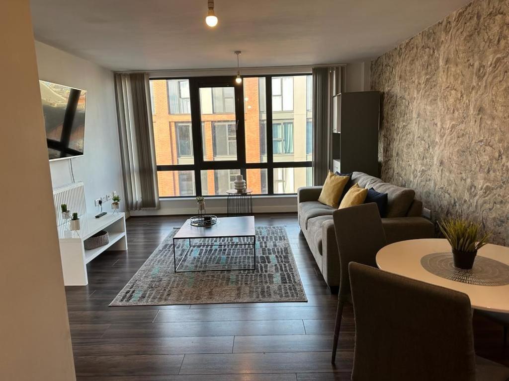 Luxury 9Ine Beautiful Bull Ring Apartment Free Parking Birmingam Exterior foto